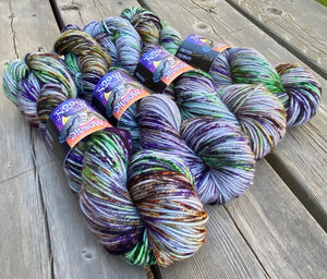 Willow DK - All Hallows' Sprinkle Dye