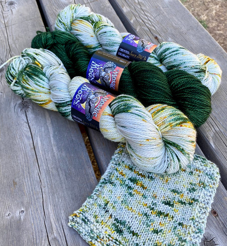 Willow Fingering- Dandelion Sprinkle Dye