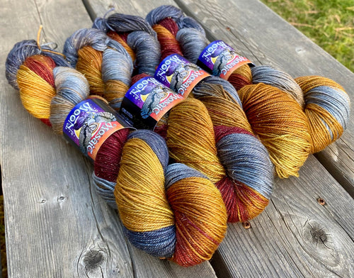 Mistletoe Gold Fingering - Smaug Colorway