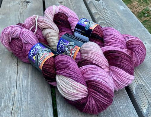 Dryad Organic Worsted - Be Mine Colorway