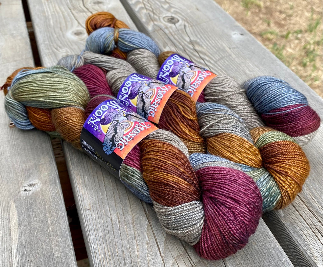 Queen Bee – Girl Friday Yarn