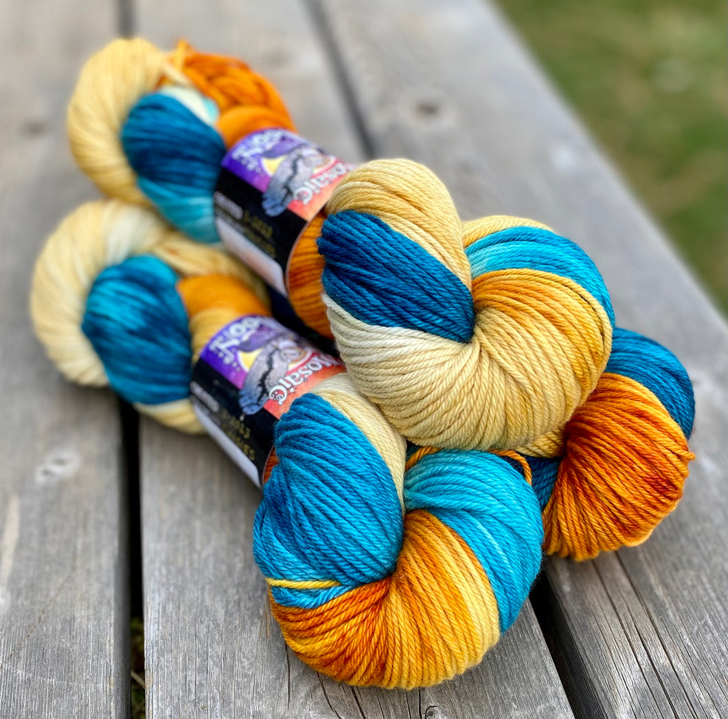 Dryad Organic Worsted - Daisies Colorway